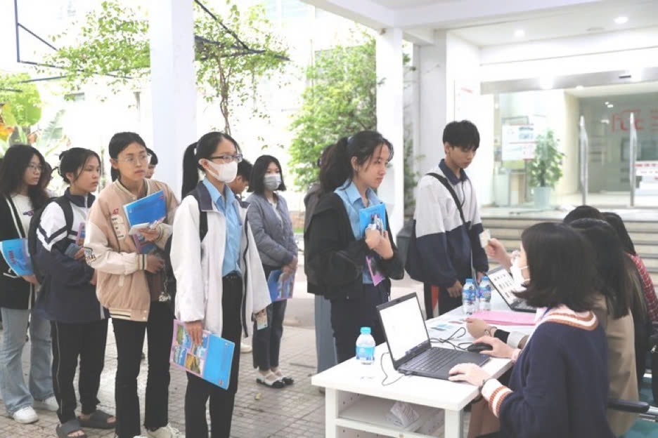 Trường ĐH Sư phạm TP.HCM điều chỉnh cấu trúc kỳ thi đánh giá năng lực từ năm 2025