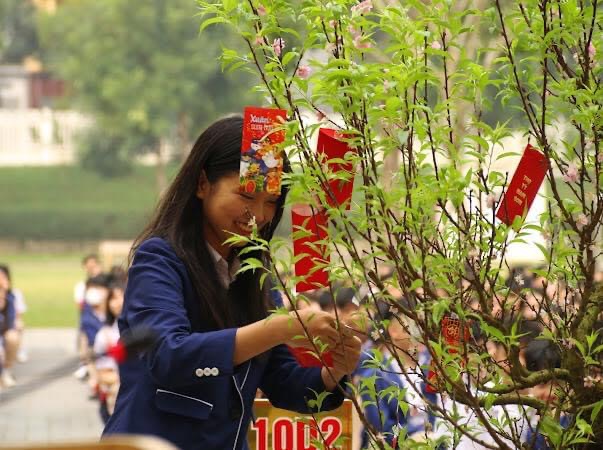 Trường THPT số 1 thành phố Lào Cai tổ chức chương trình “MỪNG ĐẢNG, MỪNG XUÂN VÀ NGÀY THƠ VIỆT NAM NHÂN TẾT NGUYÊN TIÊU 2024”