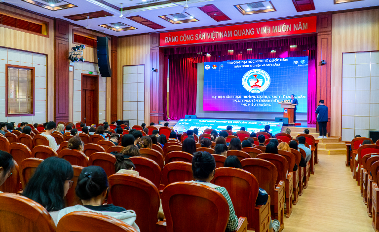 Tuần Nghề nghiệp và Việc làm Trường ĐH Kinh tế Quốc dân: Đón đầu cơ hội, dẫn lối thành công