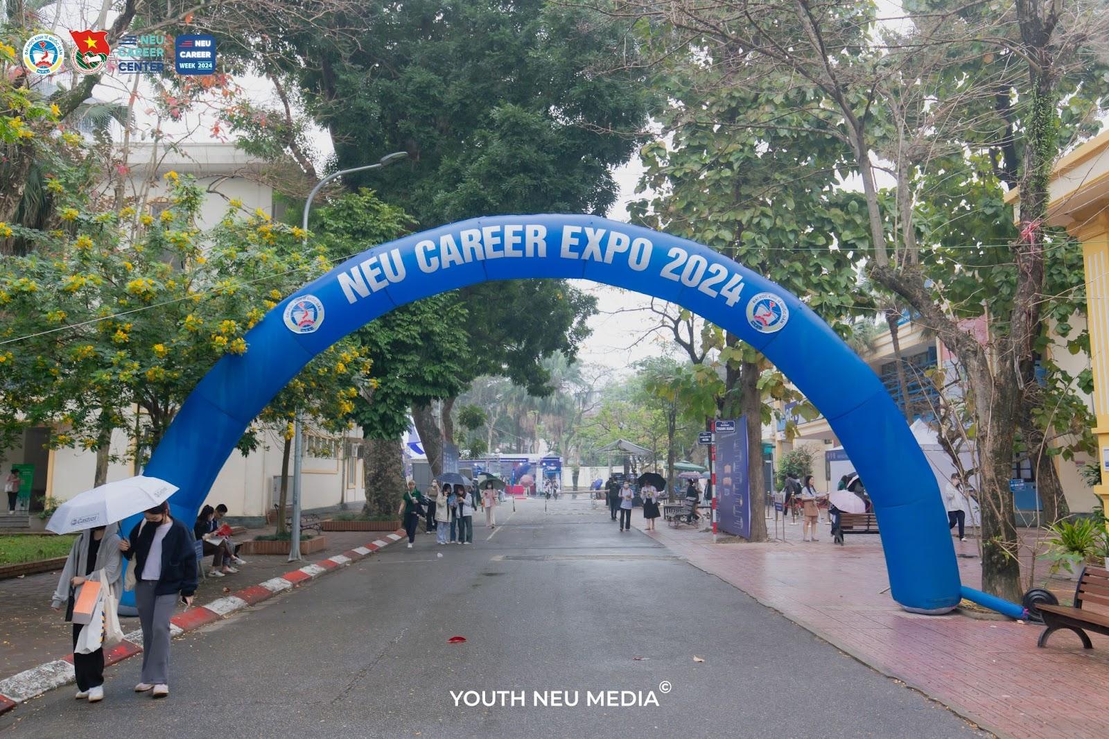NEU CAREER WEEK 2024: NGUỒN NHÂN LỰC THÍCH ỨNG VỚI TOÀN CẦU HOÁ