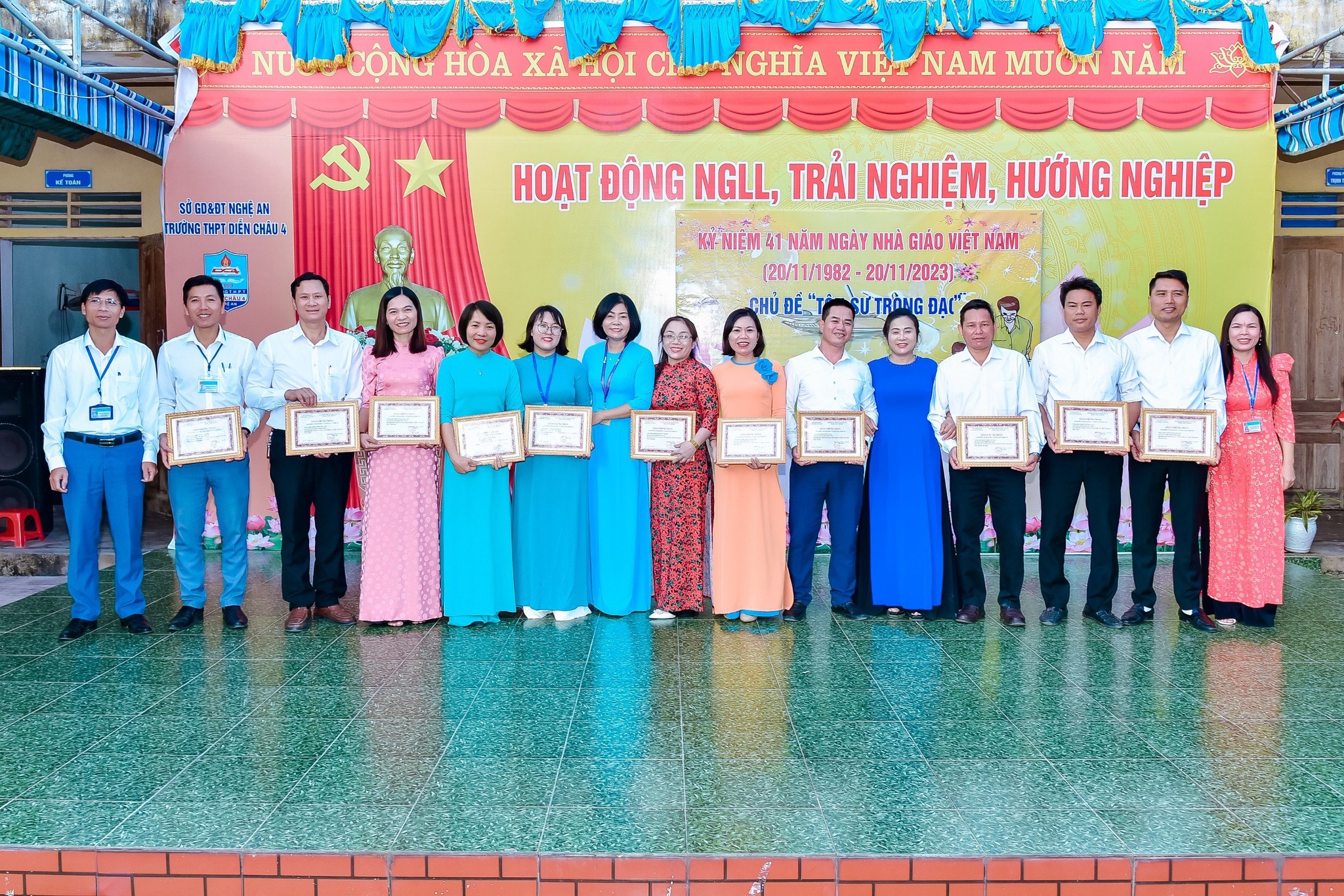 897 giáo viên THPT Nghệ An được xét thăng hạng chức danh nghề nghiệp giáo viên từ hạng III lên hạng II