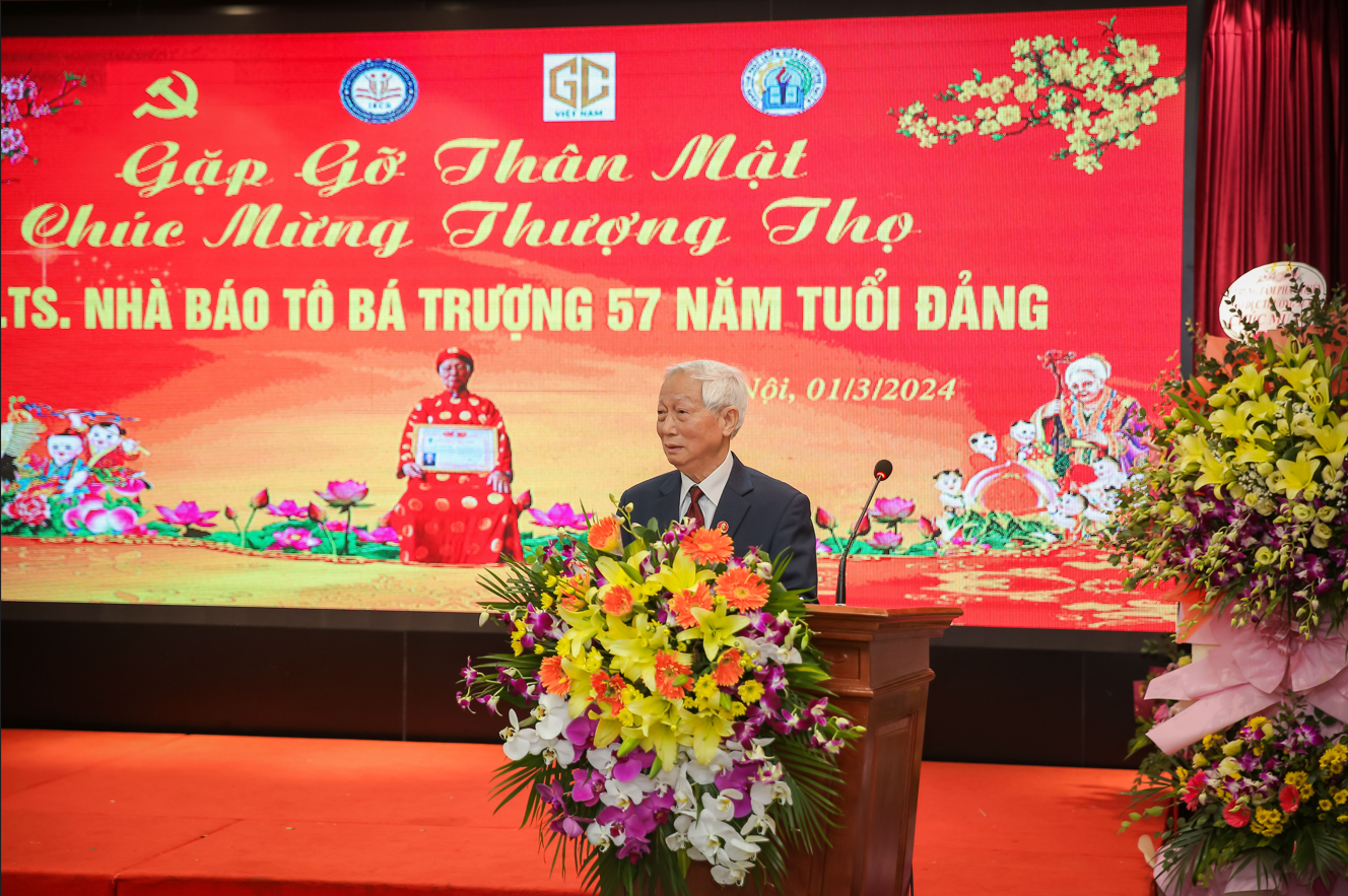 GẶP GỠ THÂN MẬT CHÚC MỪNG THƯỢNG THỌ PGS. TS. NHÀ BÁO TÔ BÁ TRƯỢNG 57 NĂM TUỔI ĐẢNG