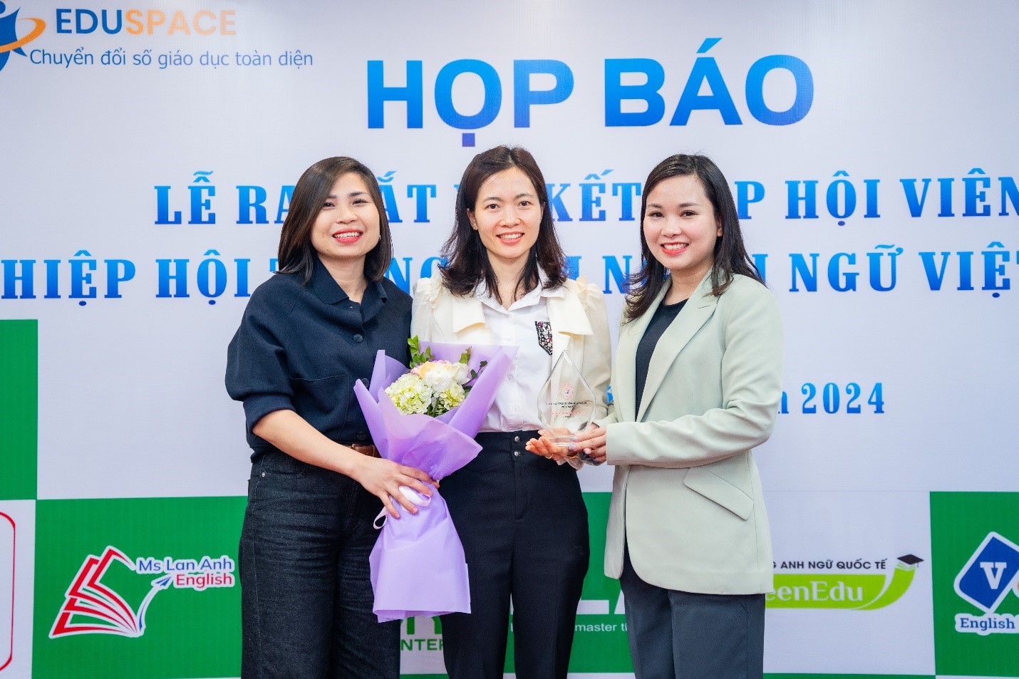Lễ Ra Mắt Hiệp Hội Các Trung Tâm Ngoại Ngữ Việt Nam