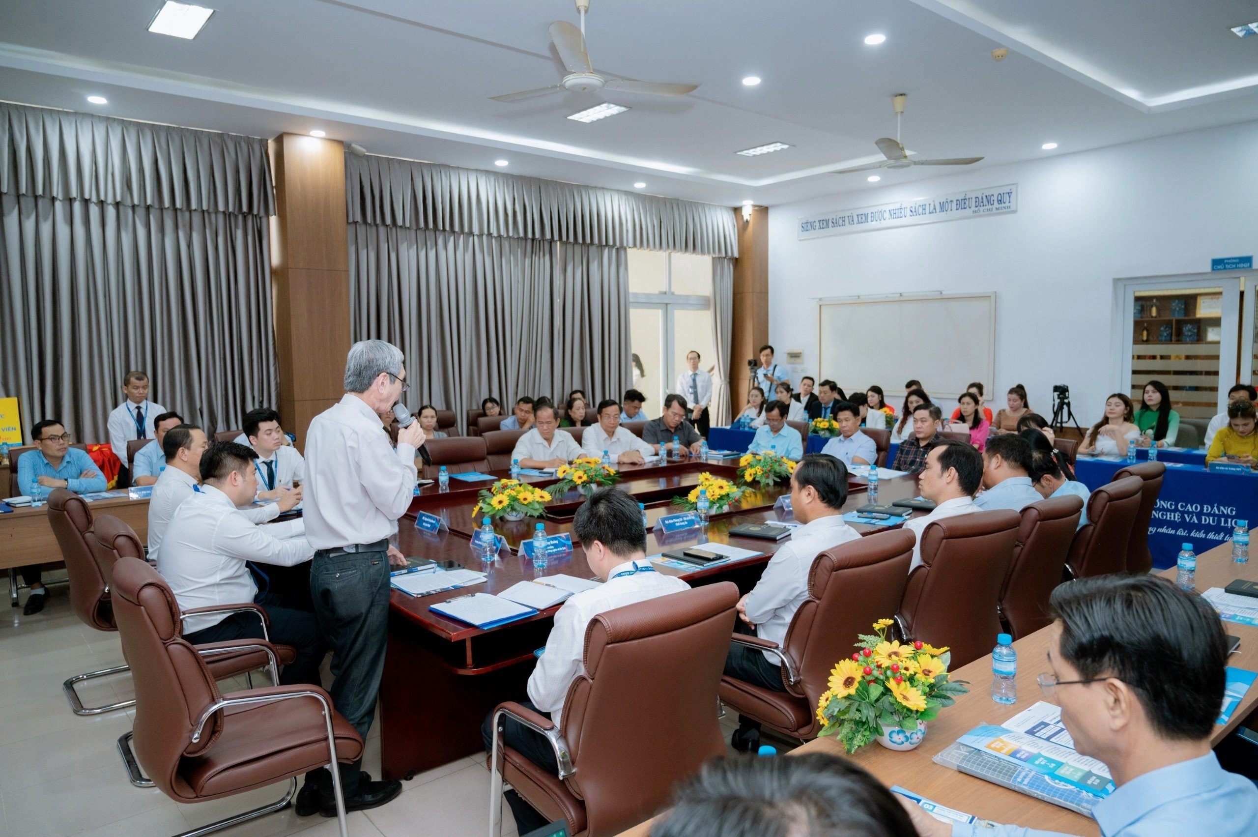 Hội Nghị tư vấn hướng nghiệp và phân luồng tuyển sinh năm 2024