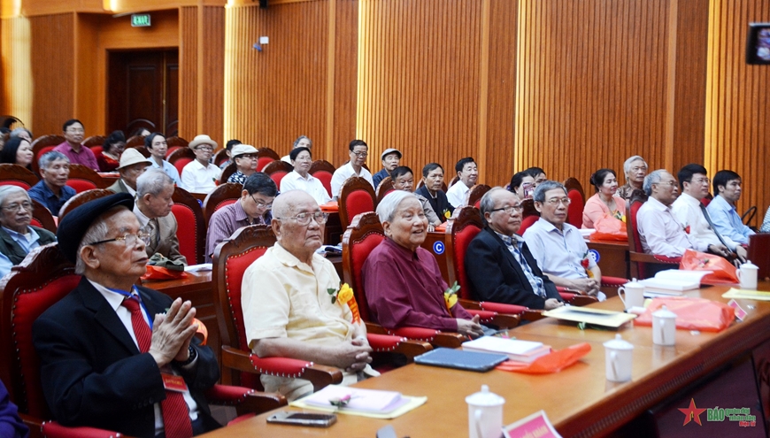 Hội thảo khoa học “THƠ ĐƯỜNG LUẬT THỜI NHÀ LÊ”