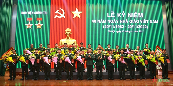 XÂY DỰNG, BỒI DƯỠNG PHẨM CHẤT “BỘ ĐỘI CỤ HỒ” CHO ĐỘI NGŨ NHÀ GIÁO QUÂN ĐỘI - NHỮNG KINH NGHIỆM RÚT RA