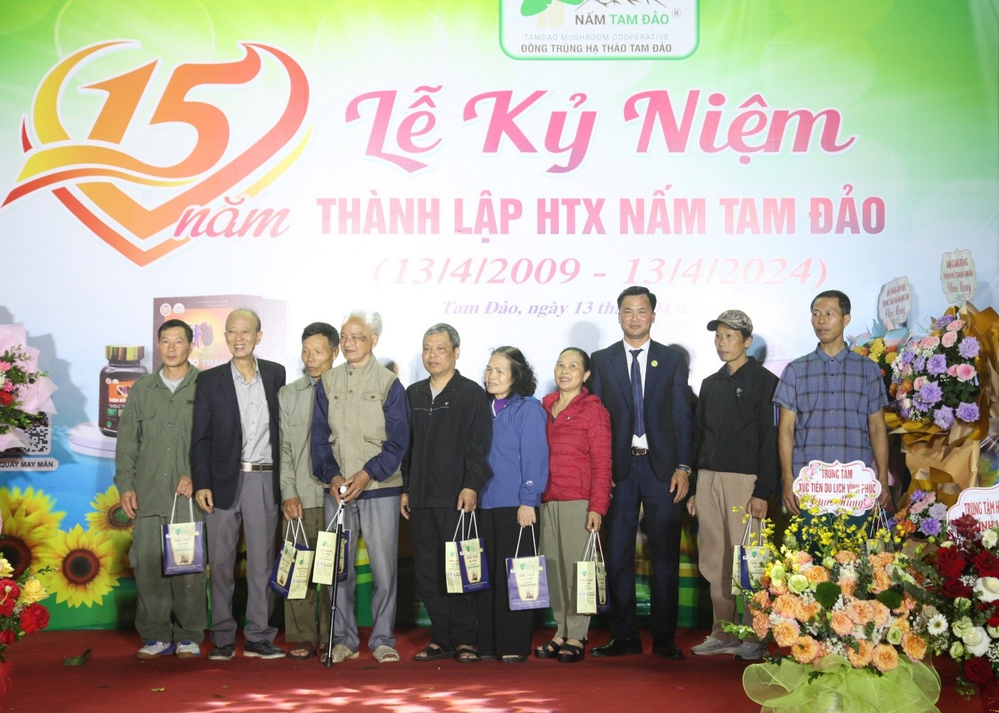 Tảm Đảo -Vĩnh Phúc : Hợp tác xã nấm Tam Đảo tấm gương tiêu biểu trong phong trào sản xuất tại địa phương