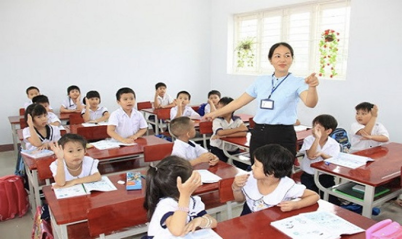 Giáo viên than dạy thêm giờ nhưng không được hưởng lương, Bộ GD&ĐT nói gì?