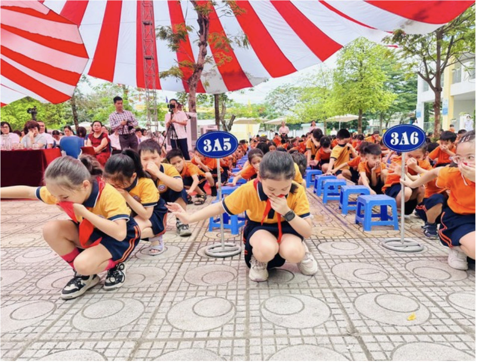 Hà Nội: Trang bị kĩ năng phòng chống đuối nước, xử lý hỏa hoạn cho học sinh