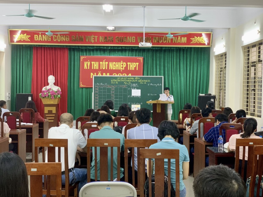 Hơn 1 triệu thí sinh làm thủ tục thi tốt nghiệp THPT 2024