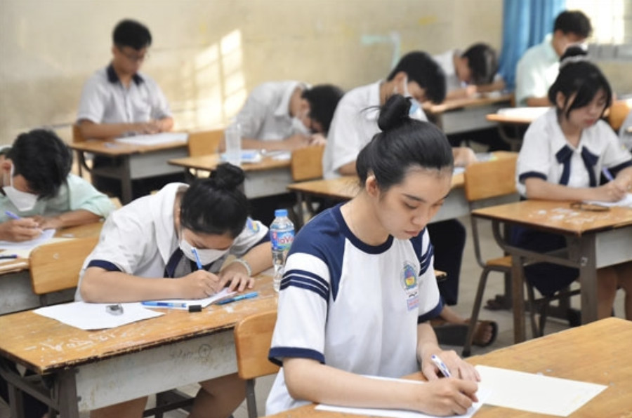 Gợi ý đáp án 24 mã đề thi môn Toán tốt nghiệp THPT 2024