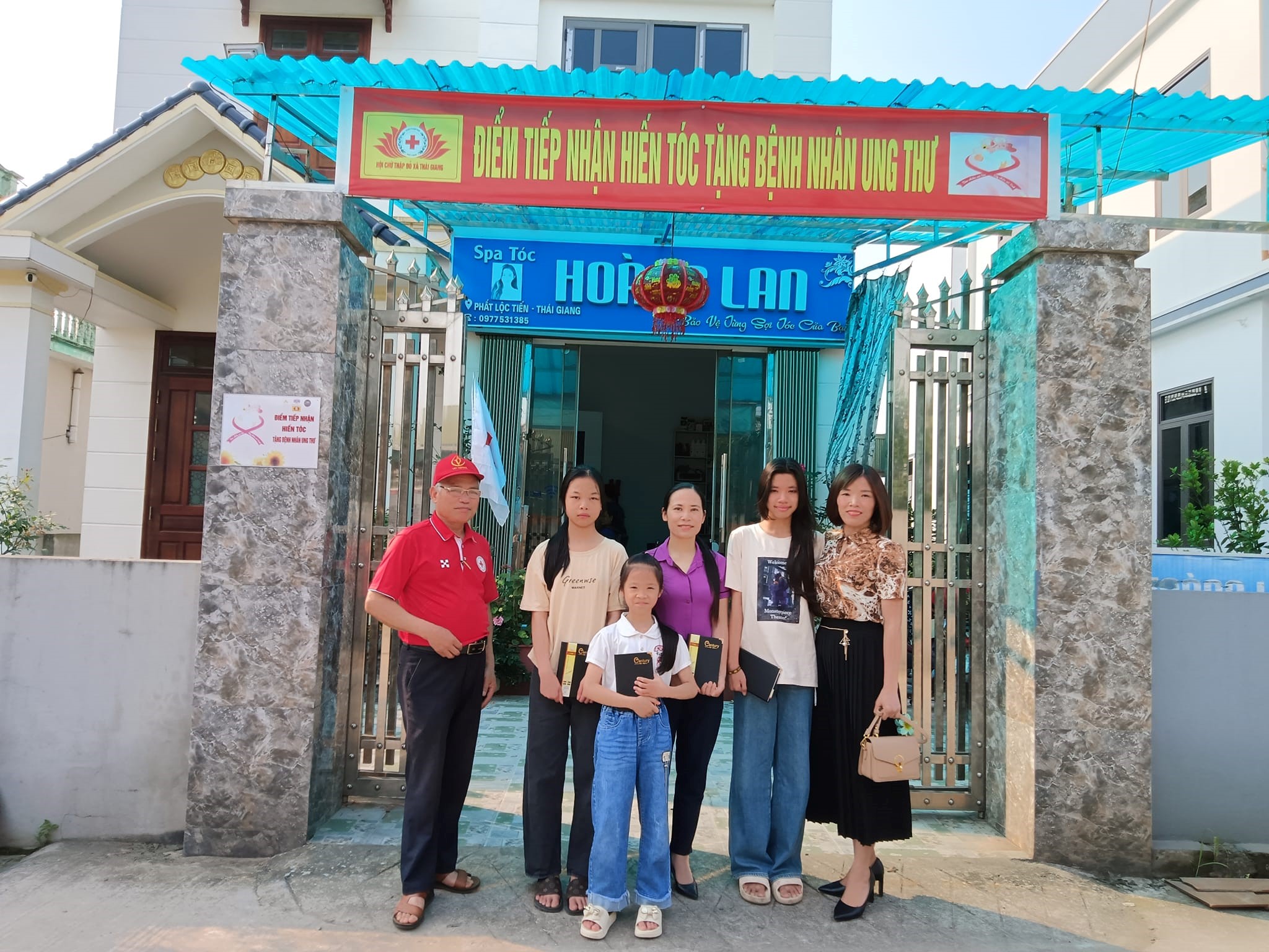 Hiến tóc nhân đạo nghĩa cử cao đẹp hỗ trợ cho bệnh nhân ung thư