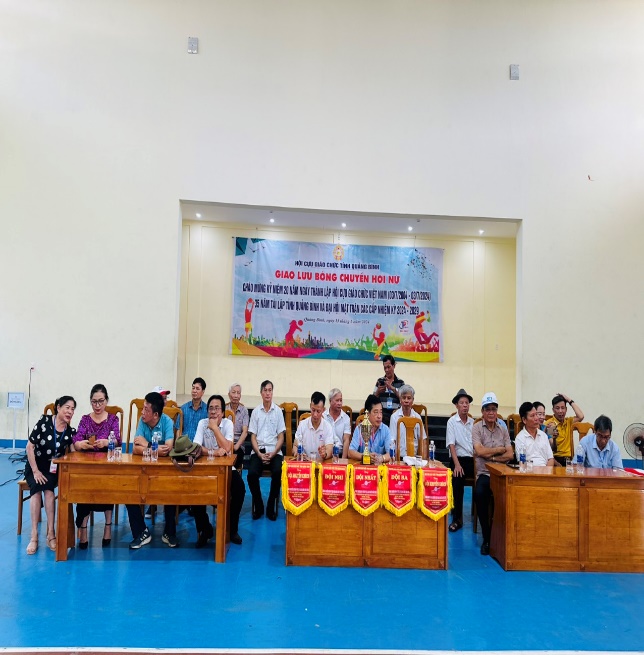 KỶ NIỆM 20 NĂM XÂY DỰNG VÀ PHÁT TRIỂN HỘI CỰU GIÁO CHỨC VIỆT NAM
