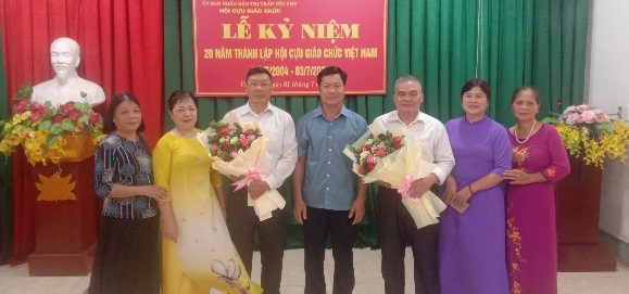 KỶ NIỆM 20 NĂM XÂY DỰNG VÀ PHÁT TRIỂN HỘI CỰU GIÁO CHỨC VIỆT NAM