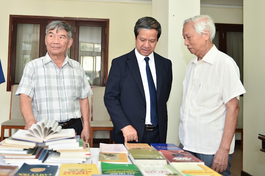 BỘ TRƯỞNG BỘ GIÁO DỤC VÀ ĐÀO TẠO NGUYỄN KIM SƠN PHÁT BIỀU CHỈ ĐẠO TẠI HỘI THẢO KHOA HỌC