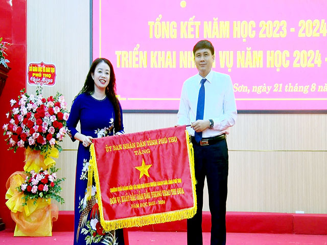 Phú Thọ: Trường Phổ thông dân tộc nội trú THCS huyện Thanh Sơn xứng danh lá cờ đầu