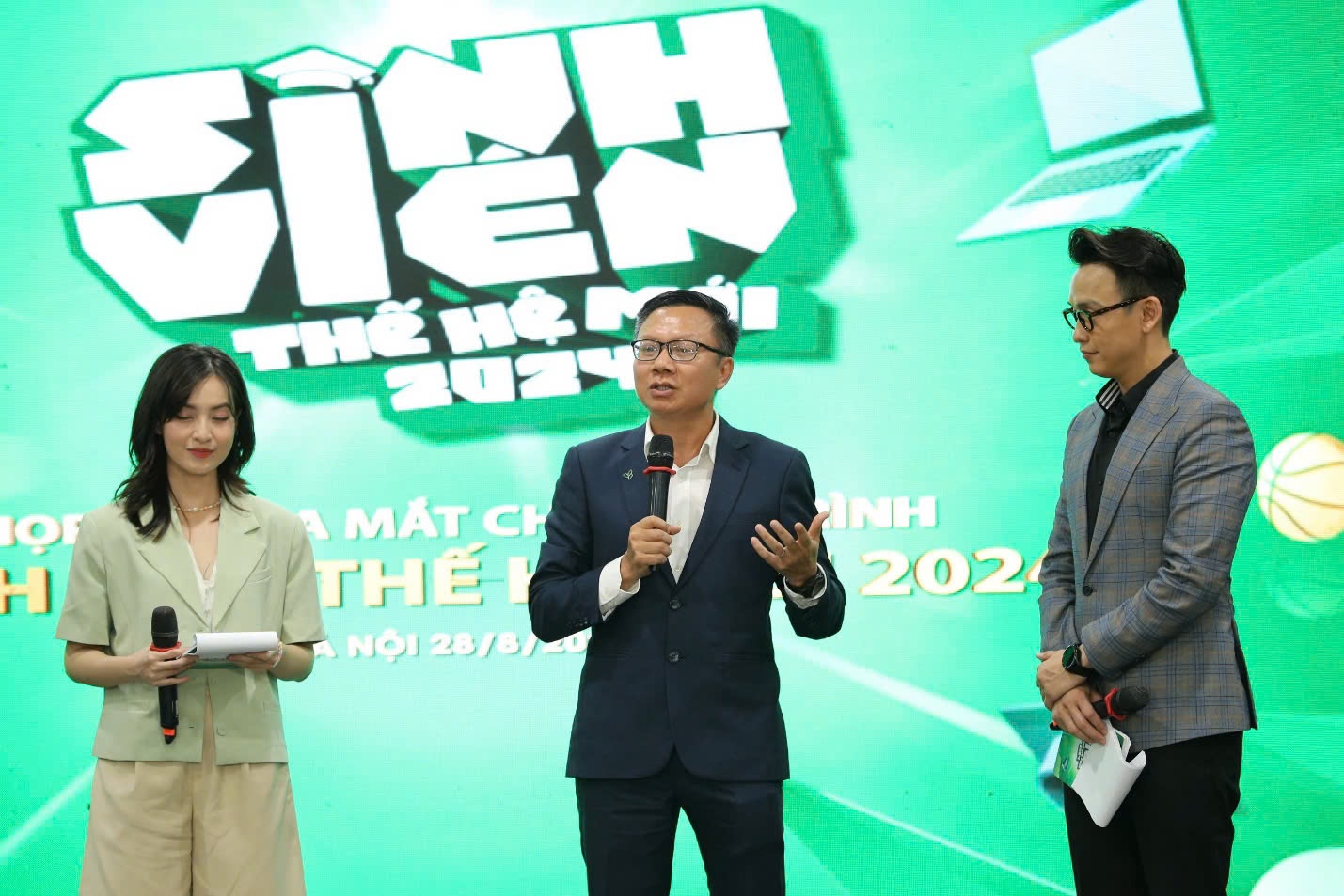 "Sinh Viên Thế Hệ Mới 2024” giúp sinh viên Việt Nam rèn luyện các kỹ năng quan trọng để phát triển và thành công