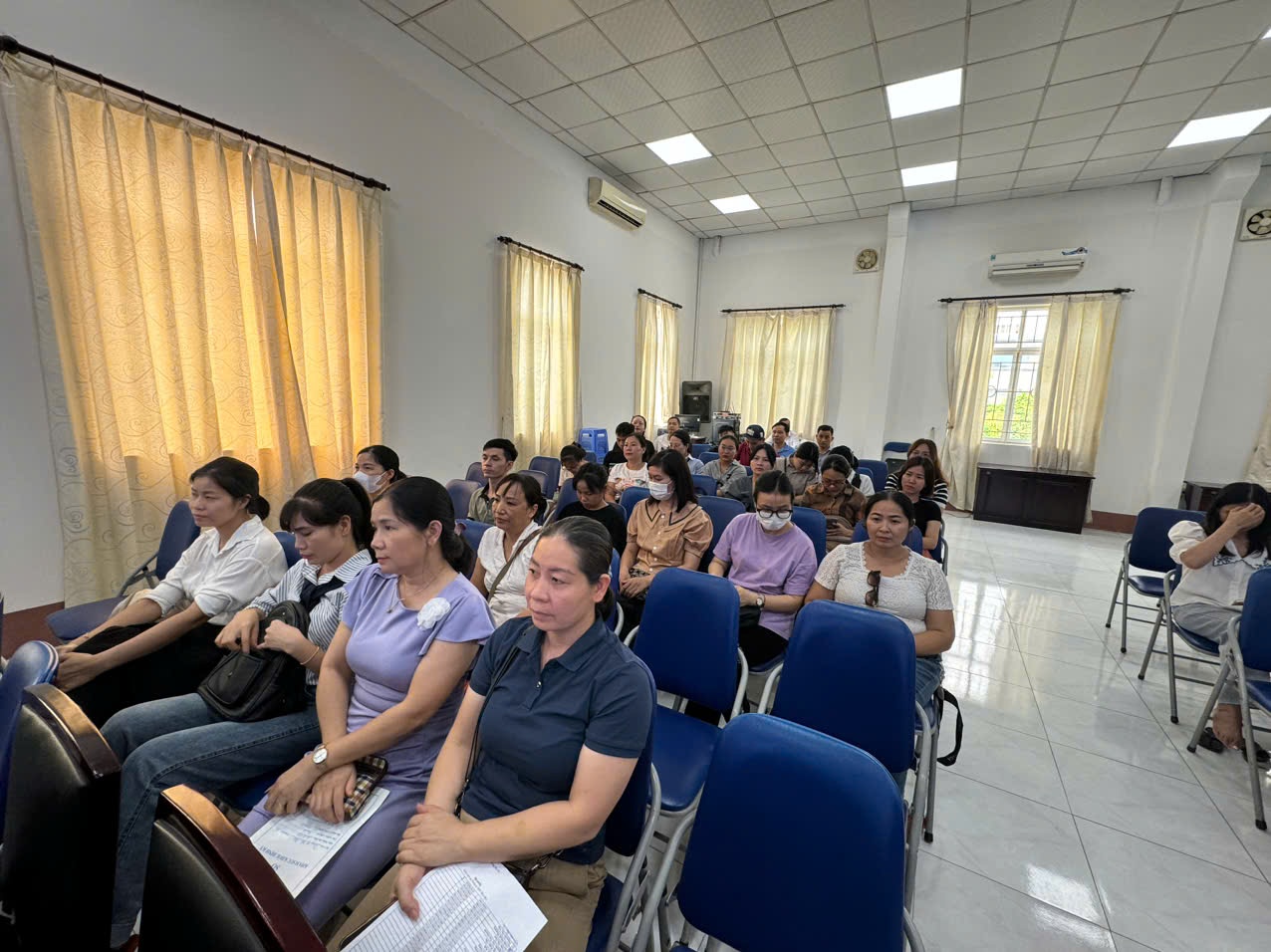 Tập Huấn Công Tác Đảm Bảo An Toàn Thực Phẩm Tại Bếp Ăn Tập Thể Trường Học