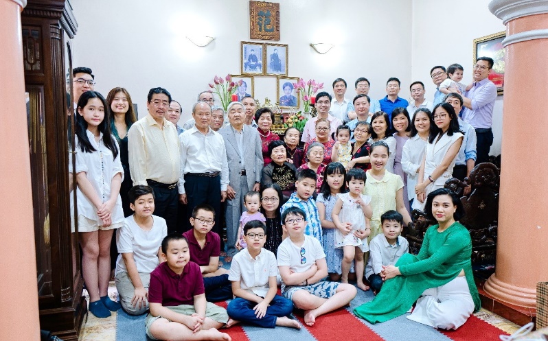 CUỘC ĐỜI VÀ SỰ NGHIỆP CỦA GIÁO SƯ, TIẾN SĨ KHOA HỌC, VIỆN SĨ, NHÀ GIÁO NHÂN DÂN PHẠM MINH HẠC