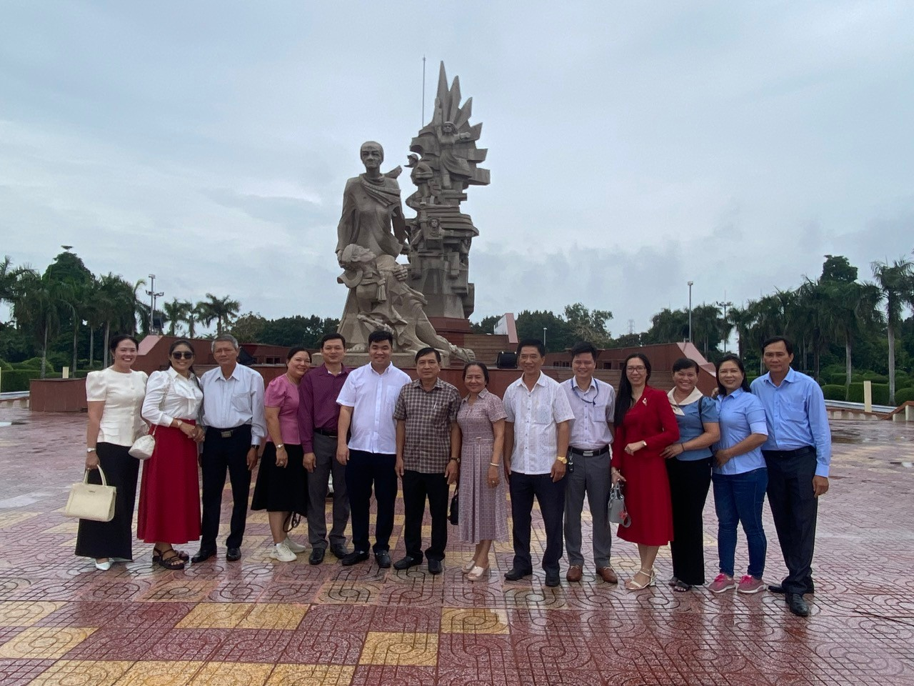 Tiếp đón đoàn công tác huyện Phong Điền thành phố Cần Thơ thăm quan, dự hội nghị tại trường Cao đẳng Công nghệ và Du lịch