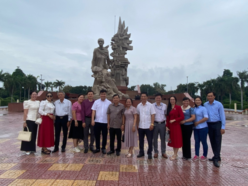 Đoàn công tác huyện Phong Điền, TP. Cần Thơ tham quan, dự hội nghị tại trường Cao đẳng Công nghệ và Du lịch