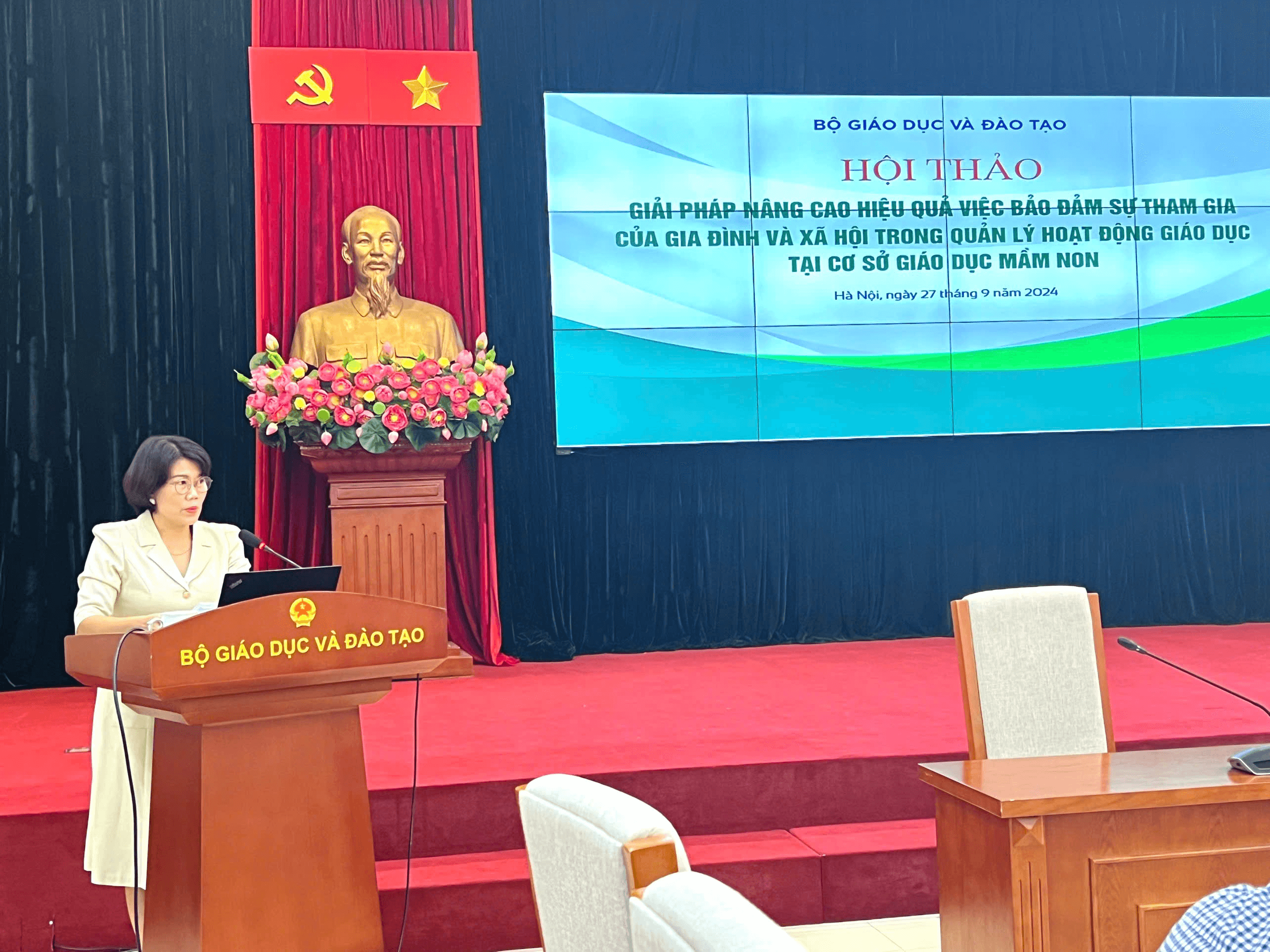 Giải pháp nâng cao hiệu quả việc bảo đảm sự tham gia của gia đình và xã hội trong quản lý hoạt động giáo dục ở cơ sở giáo dục mầm non