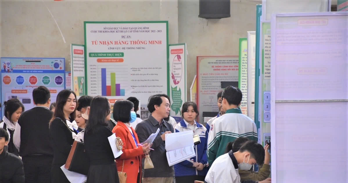 Bộ GD&ĐT Sửa Quy Chế Thi Khoa Học Kỹ Thuật Sau Phản Ứng Dư Luận