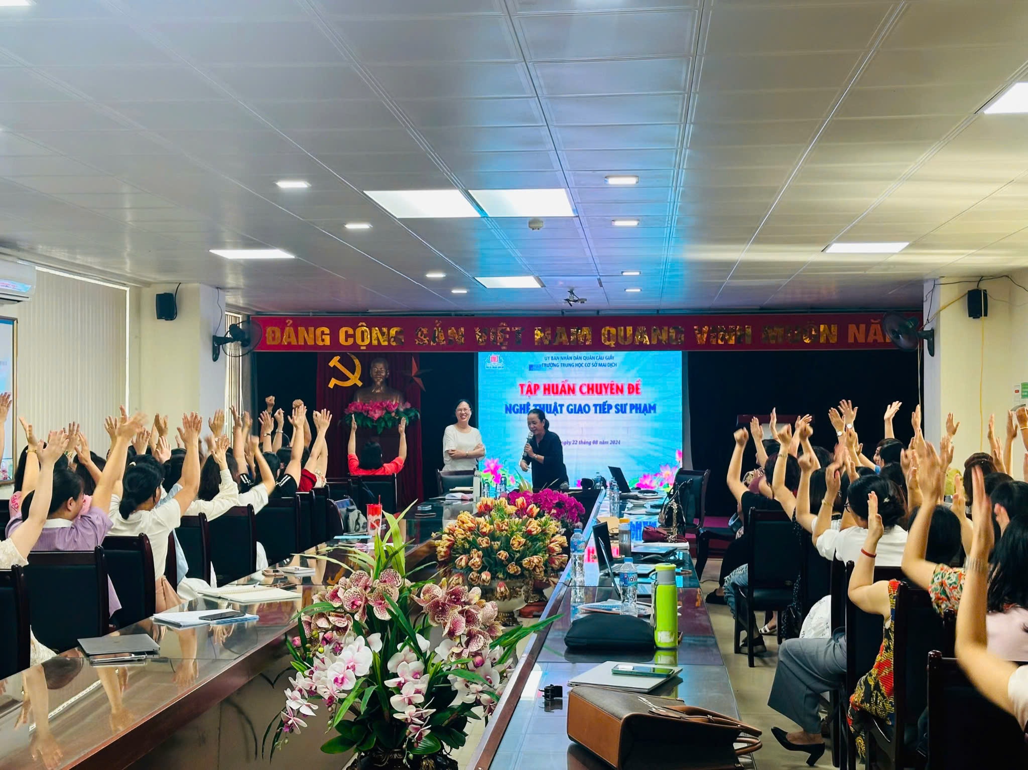 Tập Huấn Chuyên Đề "Nghệ Thuật Giao Tiếp Sư Phạm": Nâng Cao Kỹ Năng Giao Tiếp Để Tạo Dựng Môi Trường Học Tập Tích Cực