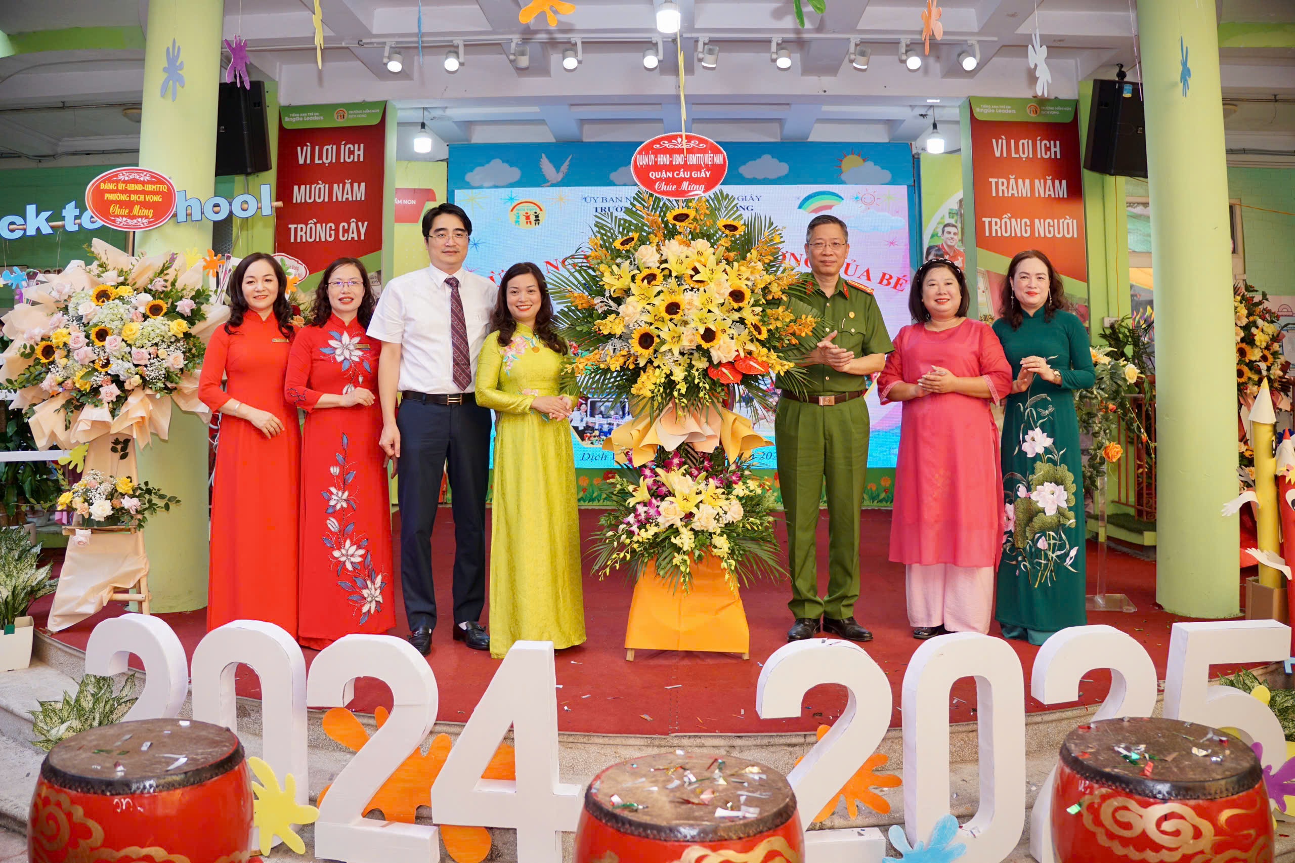 Trường mầm non Dịch Vọng (Cầu Giấy, Hà Nội): Hân hoan đón chào năm học mới!