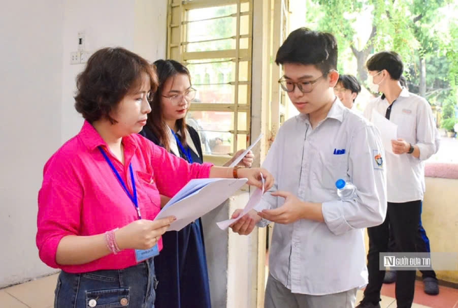 Giáo Viên Dạy Thêm Và Những Sai Lầm Khi Hiểu Về Thông Tư 29