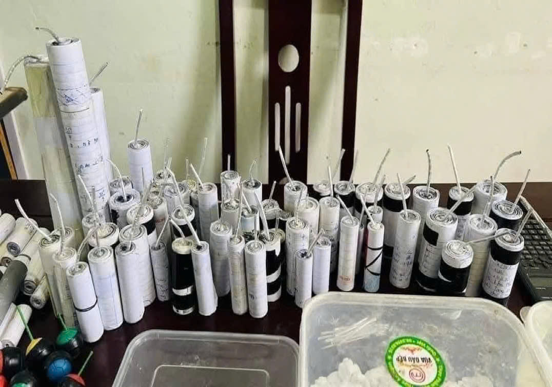 Tự chế pháo nổ nhiều học sinh bị chấn thương nặng