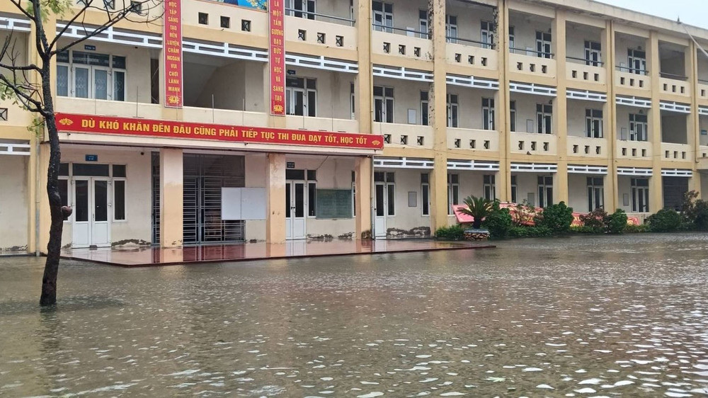 Bão số 10 (Bualoi): Ngành giáo dục thiệt hại hàng trăm tỉ đồng