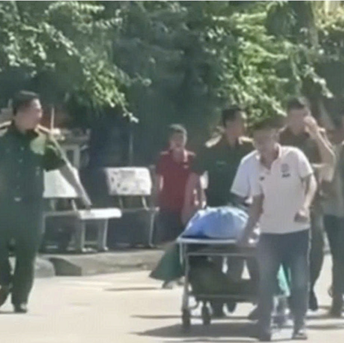 Đằng sau những cú đấm học đường: Khi giáo dục cảm xúc bị lãng quên