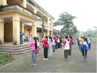 Lớp học đặc biệt ở vùng rốn lũ Thiên Nhẫn - Nghệ An