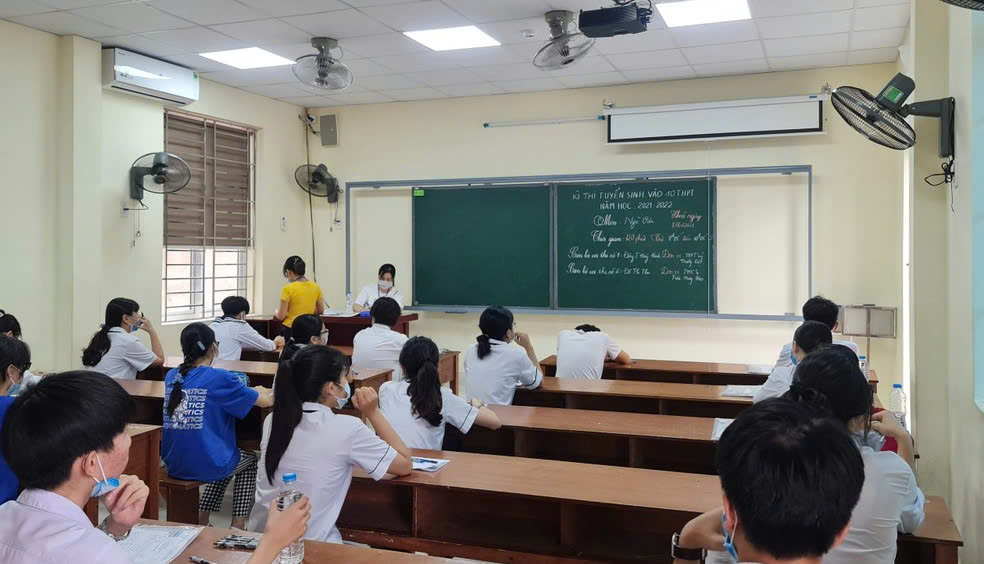 Cảnh Báo Tình Trạng Lách Luật Dạy Thêm: Thực Hiện Thông Tư 29 Nghiêm Túc Để Bảo Vệ Học Sinh