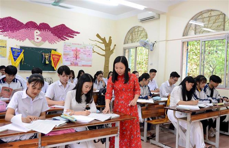 Quy định làm việc cho nhà giáo ở trường phổ thông, dự bị đại học