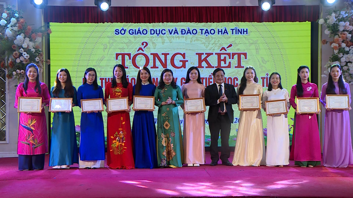 Hà Tĩnh vinh danh 165 giáo viên tiểu học dạy giỏi cấp tỉnh