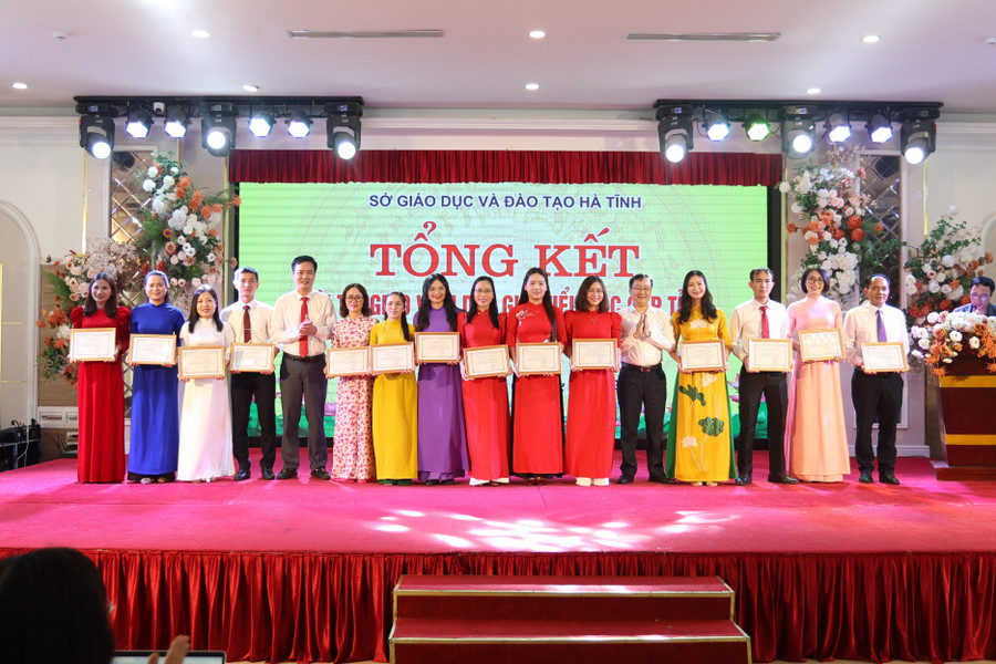 Hà Tĩnh vinh danh 165 giáo viên tiểu học dạy giỏi cấp tỉnh