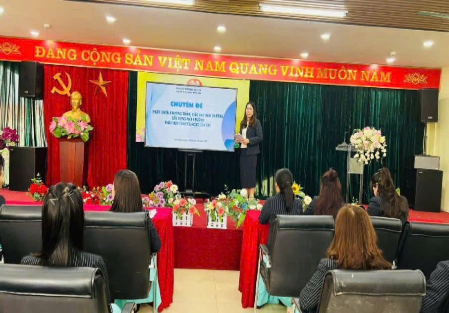 Cô Hiệu trưởng Lương Thị Xuân – Người thắp lửa yêu thương