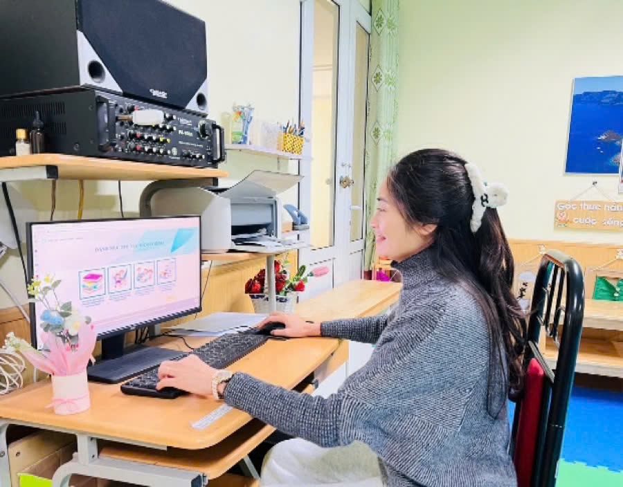 Cô Giáo Nguyễn Tḥi Dung - Tấm gương tiên phong ứng dụng chuyển đổi số trong giáo dục.