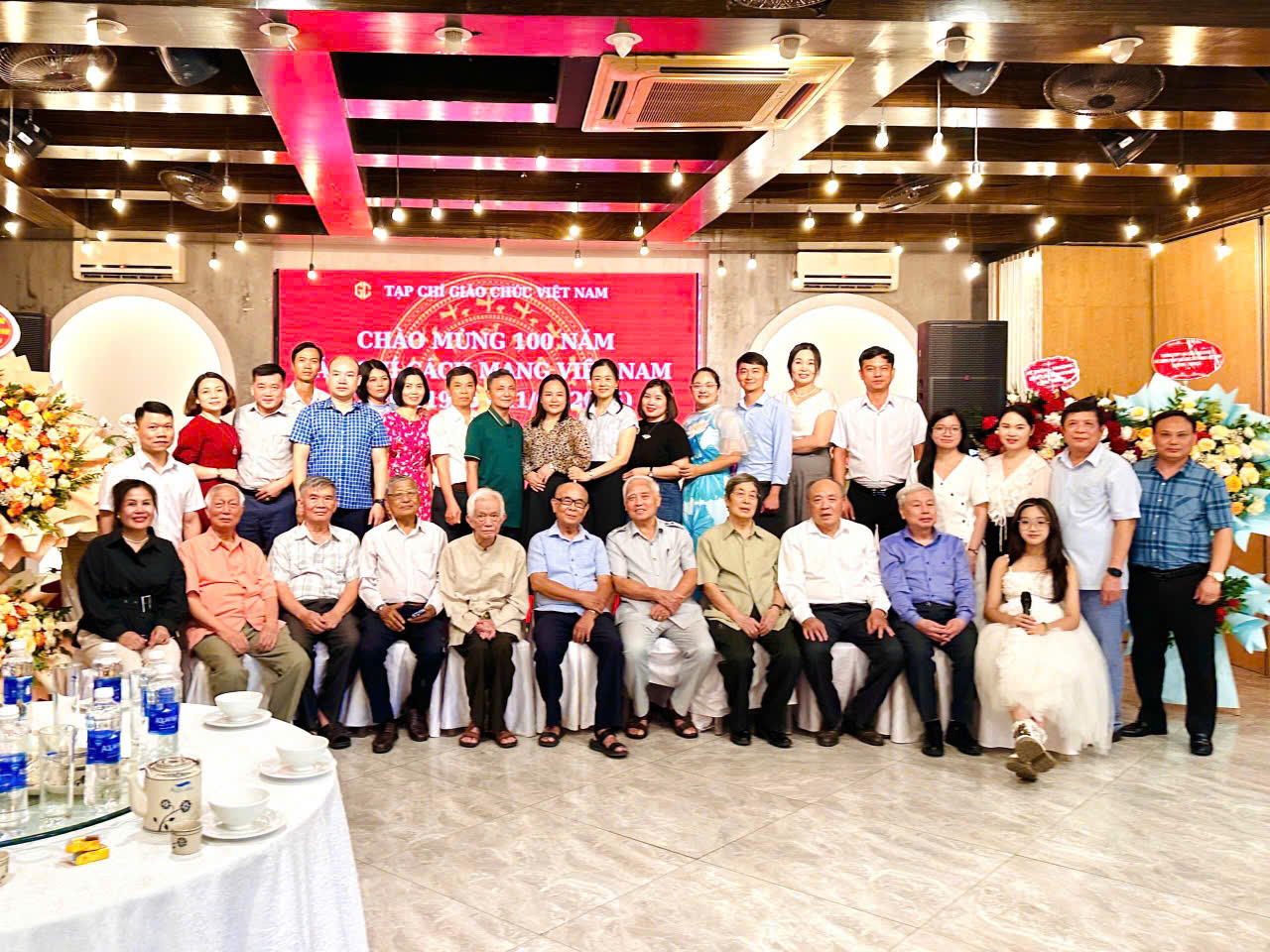 Tạp chí Giáo chức Việt Nam gặp gỡ thân mật kỷ niệm 100 năm Ngày Báo chí Cách mạng Việt Nam