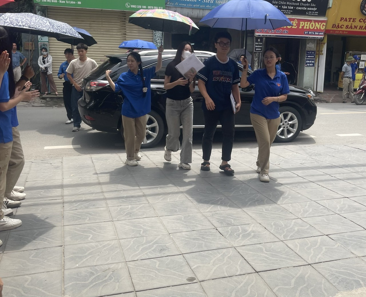 Chiều nay, các thí sinh làm bài thi môn Toán kỳ thi tốt nghiệp THPT 2025