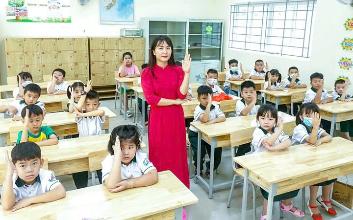 Quốc hội chính thức thông qua Nghị quyết miễn, hỗ trợ học phí cho học sinh cả nước từ năm học 2025–2026