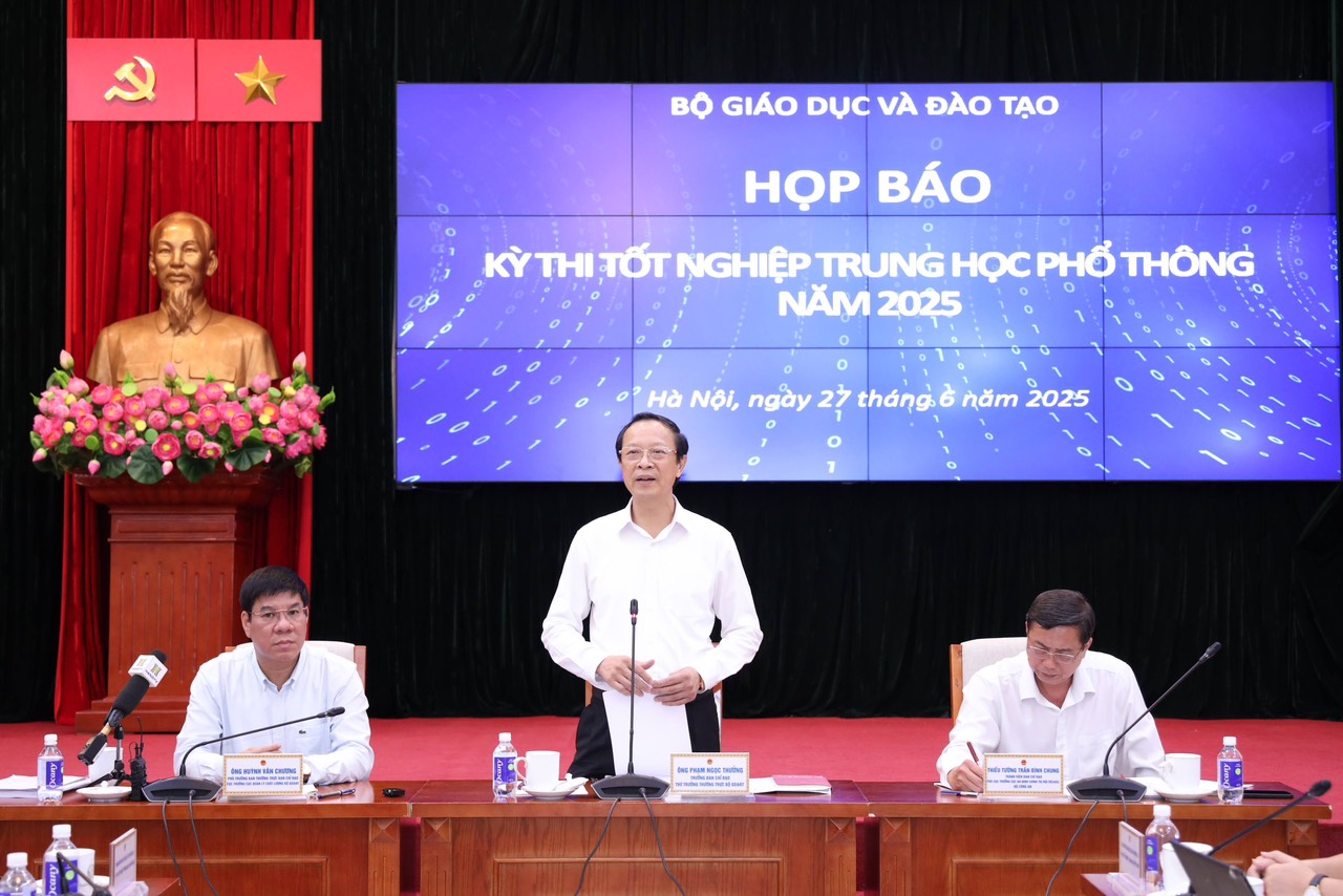 Bộ GD&ĐT tổ chức họp báo kết thúc Kỳ thi tốt nghiệp THPT năm 2025