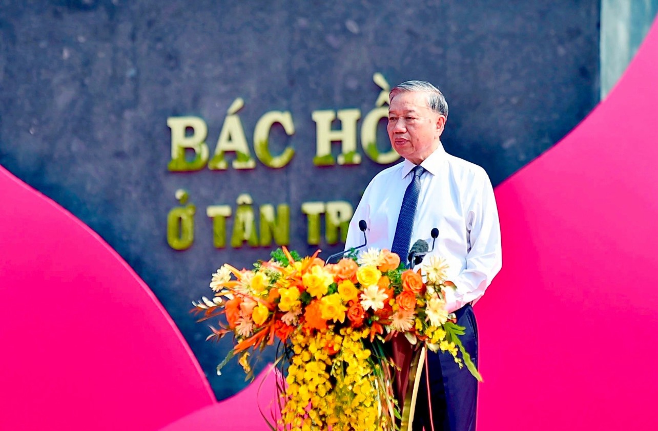 Tổng bí thư Tô Lâm dự lễ khánh thành tượng đài “Bác Hồ ở Tân Trào”