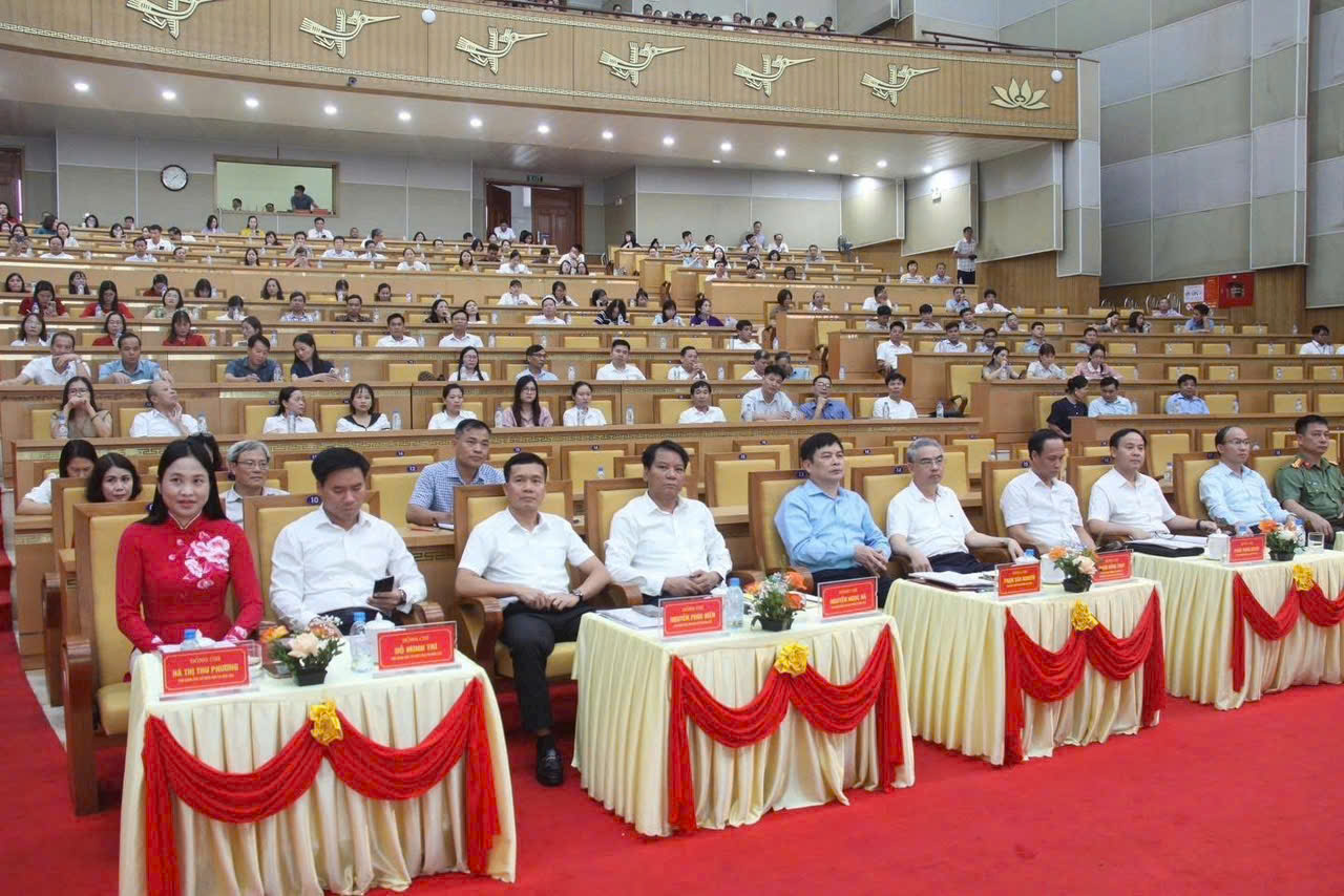 Hưng Yên - Sở Giáo dục và Đào tạo tỉnh Hưng Yên tổng kết năm học 2024 - 2025 và triển khai phương hướng năm học mới