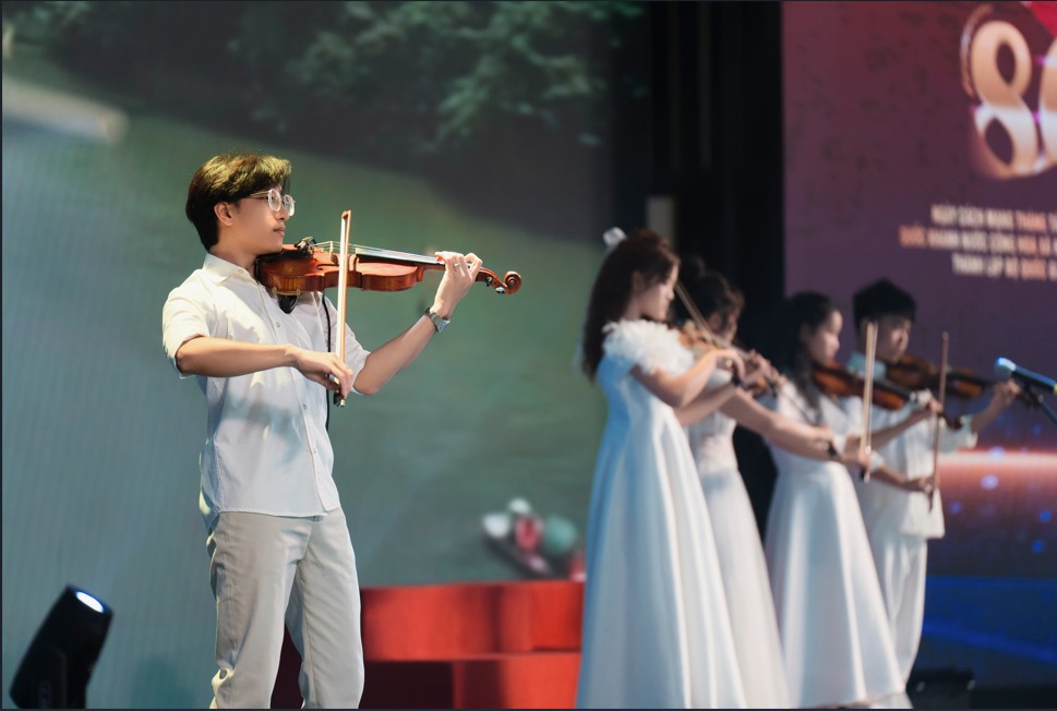 Giai điệu kết nối non sông – Hòa nhịp tự hào: Nobel Concert Night 2 lan tỏa tinh thần dân tộc và khát vọng thời đại