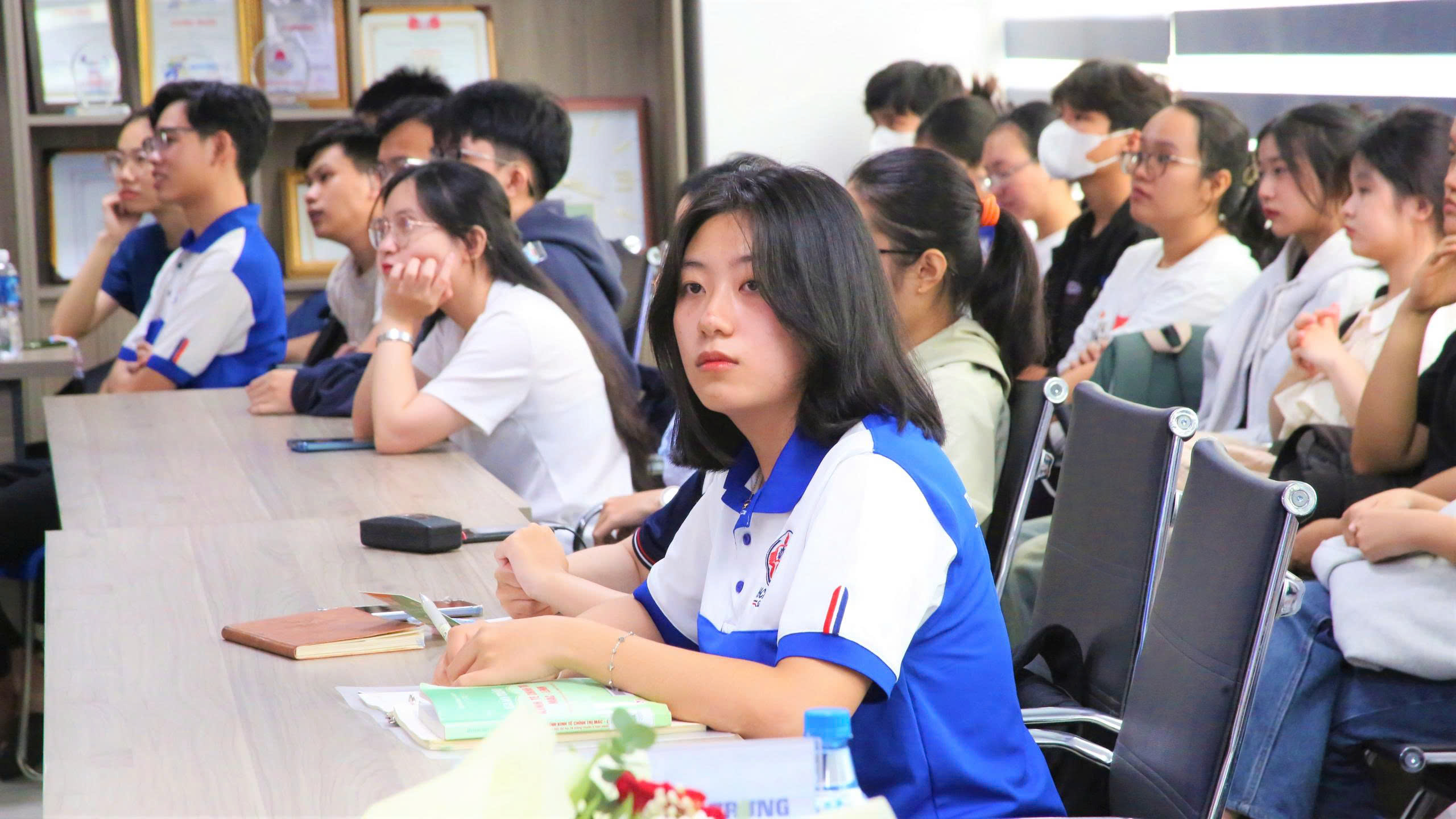 Thúc đẩy phong trào nghiên cứu khoa học, lan tỏa tinh thần học thuật trong sinh viên