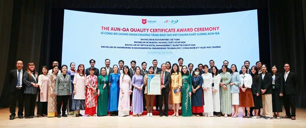 THỰC TRẠNG VÀ BIỆN PHÁP QUẢN LÝ QUÁ TRÌNH ĐÀO TẠO THIẾT KẾ THỜI TRANG Ở CÁC TRƯỜNG ĐẠI HỌC HIỆN NAY