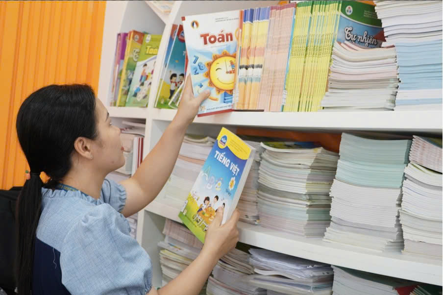 Một bộ sách giáo khoa chung: Giảm gánh nặng, giữ sự linh hoạt